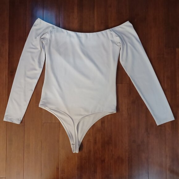 Babaton Contour off-shoulder bodysuit - Picture 4 of 14